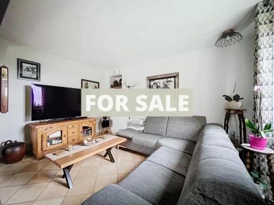 Detached House with Lovely Garden