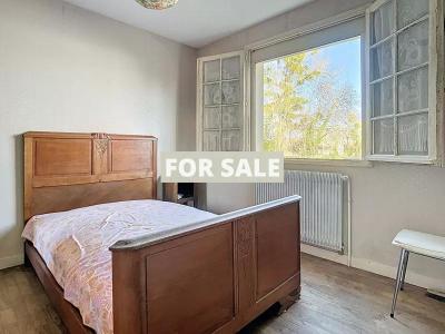 Detached House with Garden by the Coast