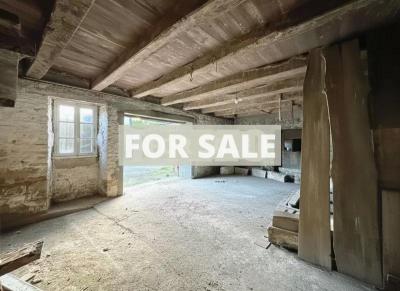 House to Renovate in Coastal Sector