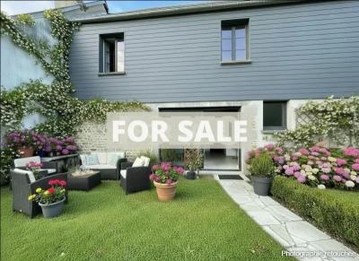 House to Renovate in Coastal Sector