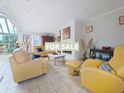 Contemporary Detached House in Coastal Location