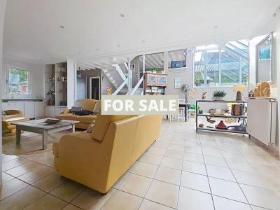 Contemporary Detached House in Coastal Location