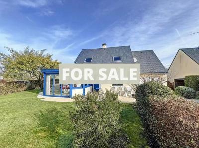 Detached Coastal House with Landscaped Garden