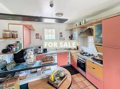 Detached House by the Coast with Landscaped Garden