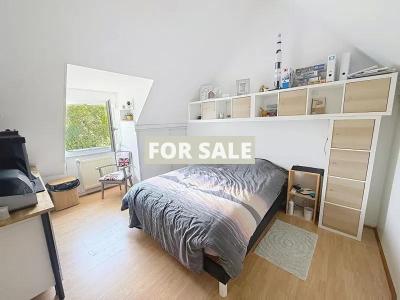 Detached House by the Coast with Landscaped Garden