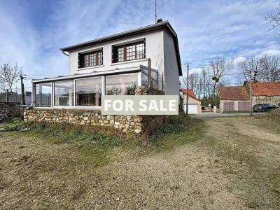 Detached House with Garden by the Coast