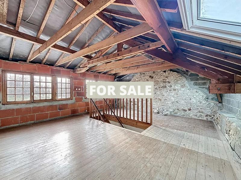 Detached House with Garden by the Coast