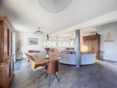 Modern Detached House with Cathedral View