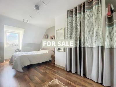 Modern Detached House with Cathedral View