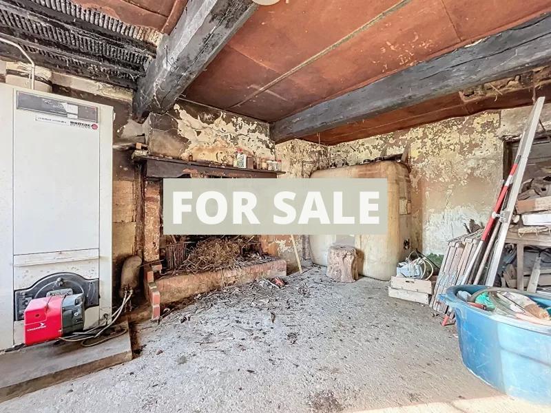 Superb House with Outbuilding Close to the Coast