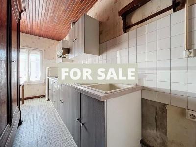 Superb House with Outbuilding Close to the Coast