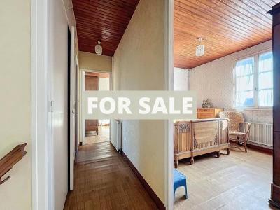 Superb House with Outbuilding Close to the Coast