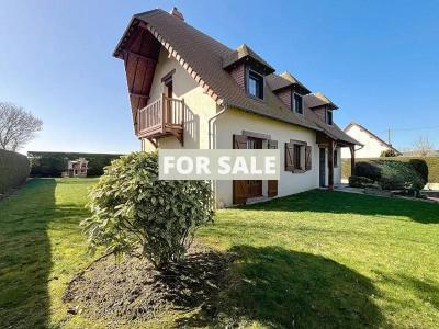 Detached House with Garden and Open Views