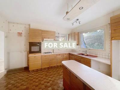 Contemporary Detached Country House with Garden