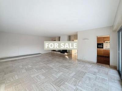 Contemporary Detached Country House with Garden