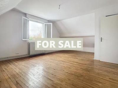 Detached House with Garden by the Coast