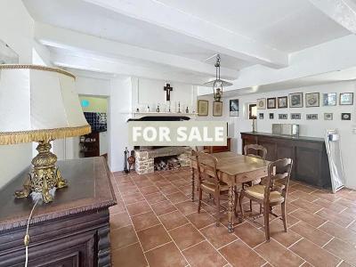 Detached Country House with Landscaped Garden