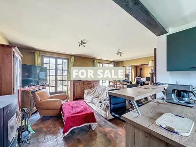 Detached House with Garden by the Coast