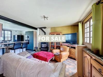 Detached House with Garden by the Coast