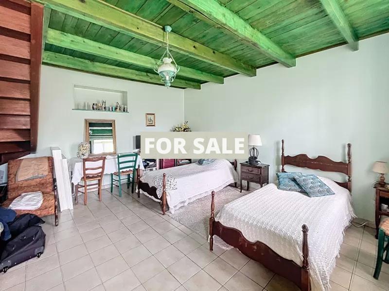 Coastal Property 1.5km from the Beach