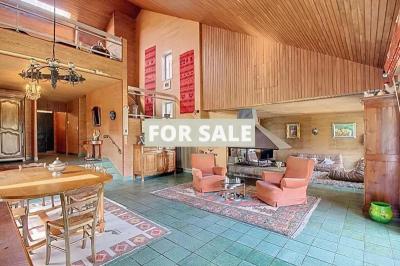 Detached Country House with Land