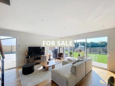 Contemporary Detached House with Pool by the Coast