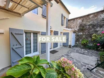 Lovely House with Sea View and Garden