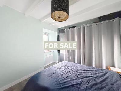 Delightful House with Courtyard Garden