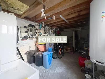 Delightful House with Courtyard Garden