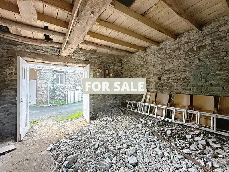 Traditional House with Garden by the Coast