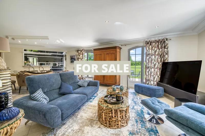 Beautiful Detached Rural House with Landscaped Garden