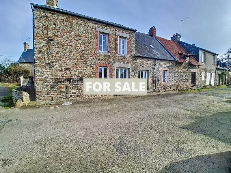 Main Photo of a 3 bedroom  House for sale