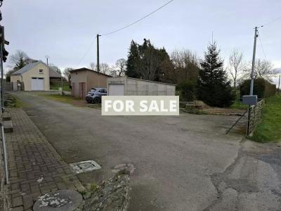 Traditional House with Garden