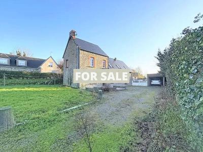 Detached Country House with Outbuilding