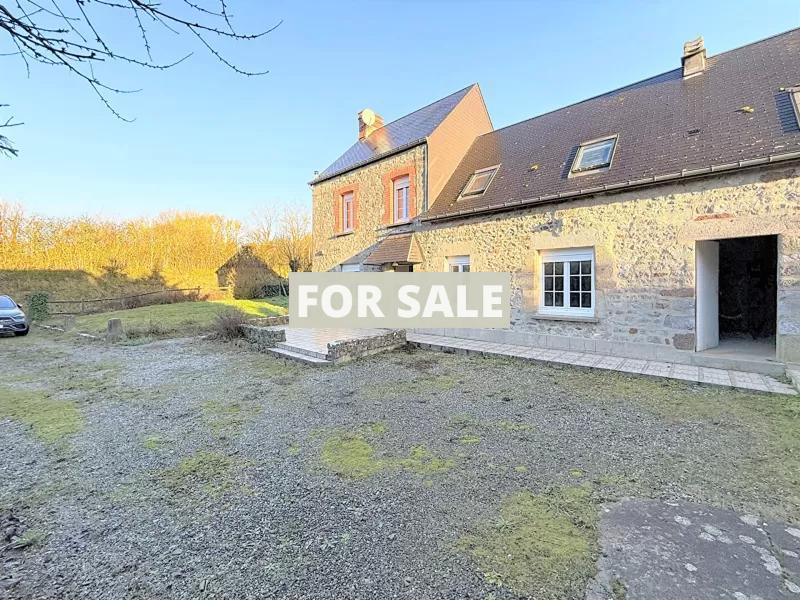 Detached Country House with Outbuilding