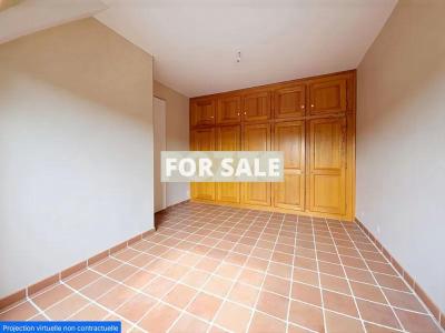 Detached Country House with Outbuilding