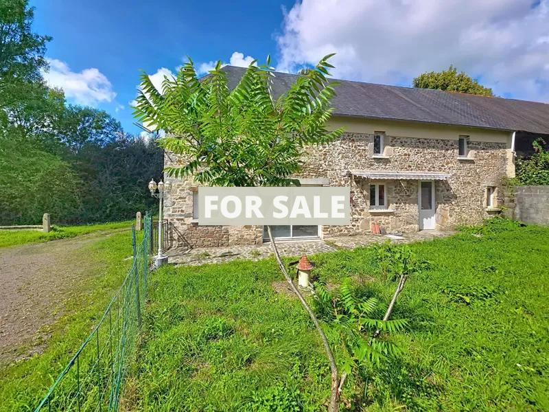 Detached Country House with Outbuilding
