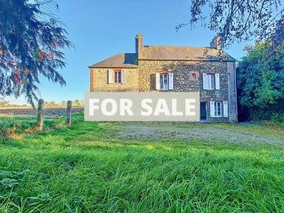 Detached Country House with Outbuilding
