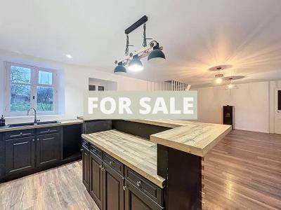 Detached House with Garden and Heated Pool