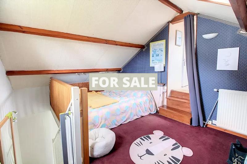 Lovely Detached House and Garden by the Coast