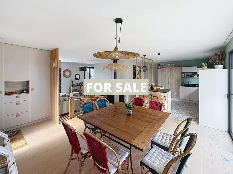 Detached House Nestled in Absolute Tranquility