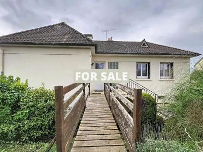 Detached House with Landscaped Garden