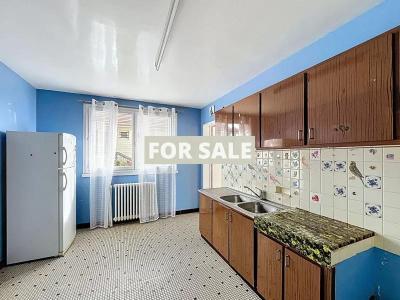 Detached House with Landscaped Garden