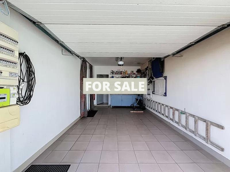 Contemporary Detached House by the Coast