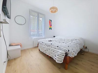 Beautiful House with Garden by the Coast