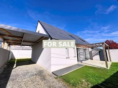 Contemporary Detached House by the Coast