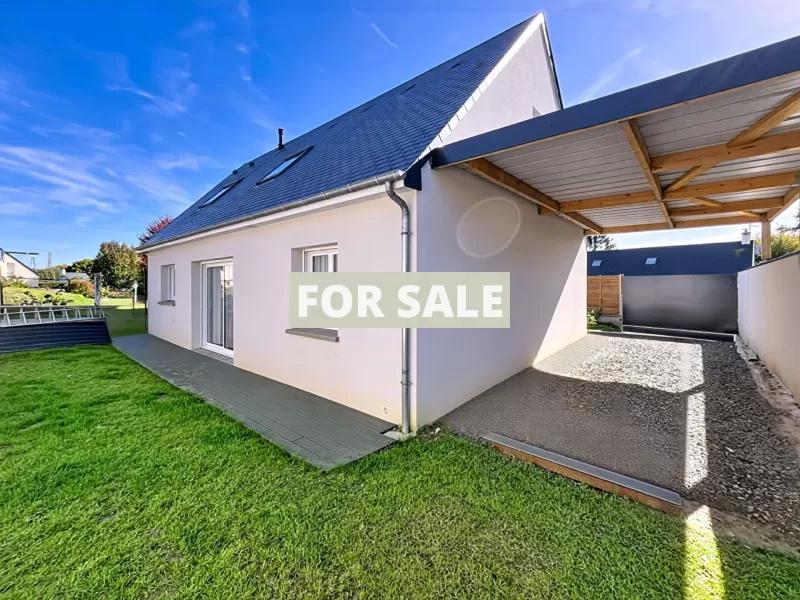 Contemporary Detached House by the Coast