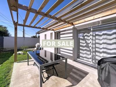 Contemporary Detached House by the Coast