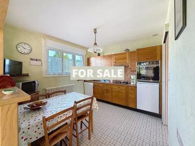 Detached House with Garden by the Coast