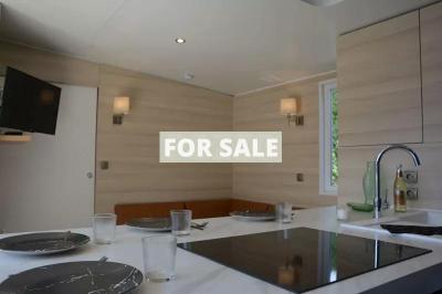 Leisure Property in Resort by the Coast